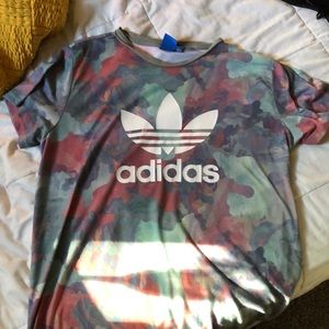 Camo oversized Adidas TeeShirt